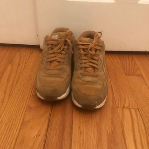 Used Nike Air Max 90 Ultra 2.0 LTR Marathon 
Running Shoes/Sneakers wheat size 9